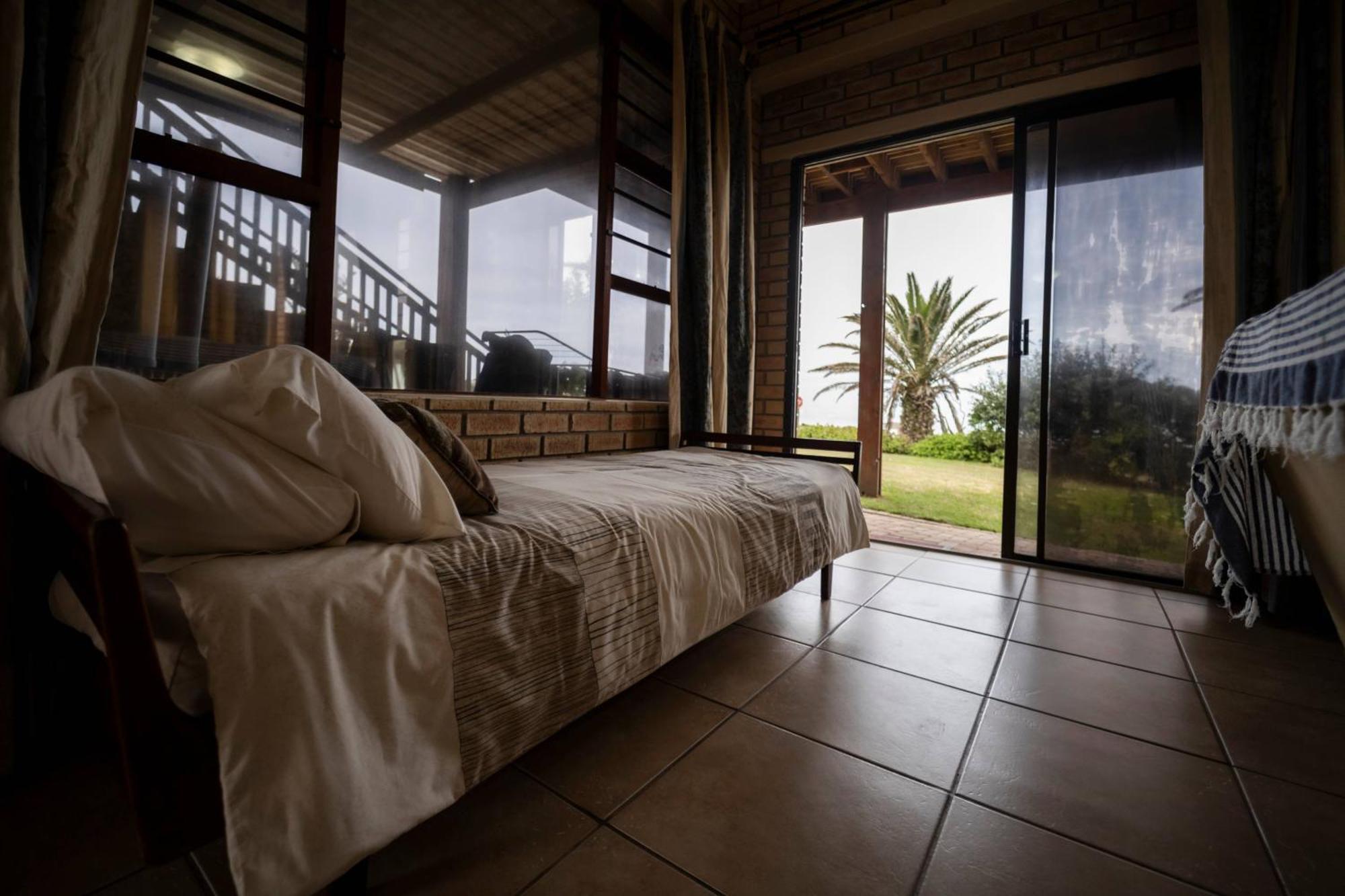 Barracuda Lodge Paradise Beach Exterior photo